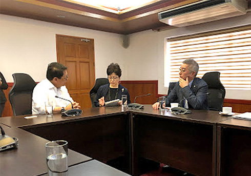 DOLE（フィリピン労働雇用省）大臣との会談（牧前厚生労働副大臣）